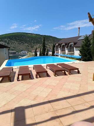 Гостиница Кипарис Балаклава-1